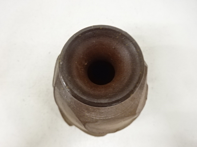  備前焼　朝田博幸造　花入